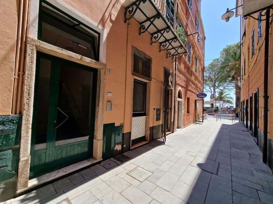Silver Sands Finale Ligure - Traditional Apartment - 4 Beds & Terrace By The Beach Kültér fotó