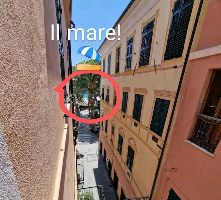 Silver Sands Finale Ligure - Traditional Apartment - 4 Beds & Terrace By The Beach Kültér fotó